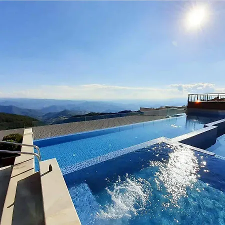 Premier 32 Milmari *