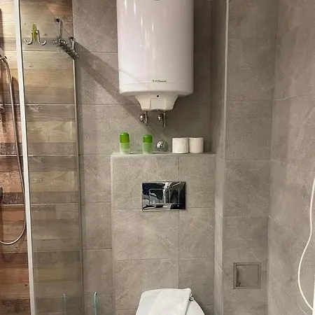 Premier 32 Milmari *