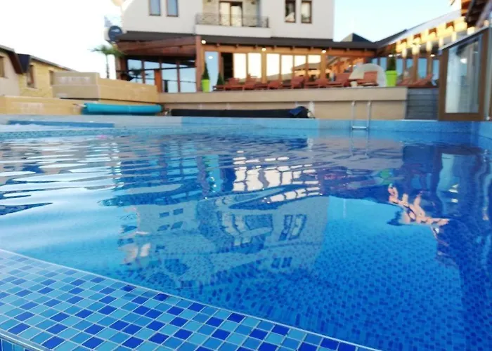 Premier 32 Milmari *