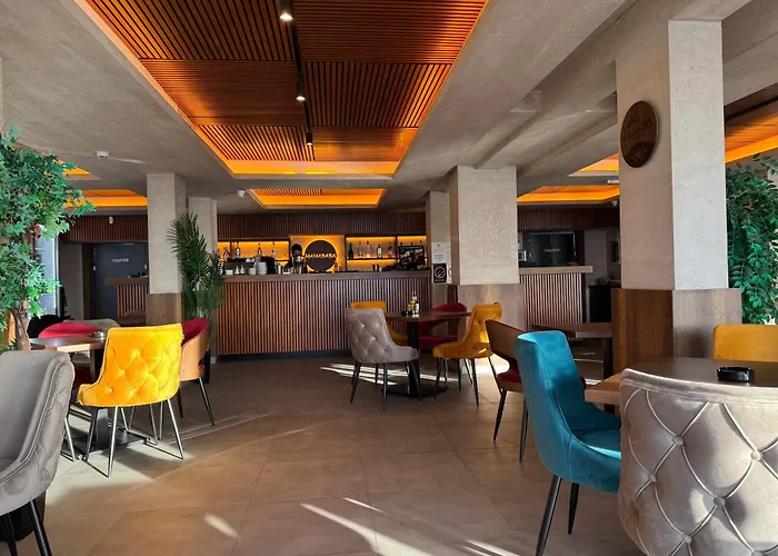 Premier 32 Milmari *